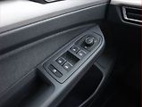 Volkswagen Golf (2024) Life 2.0 TDI - náhled 21