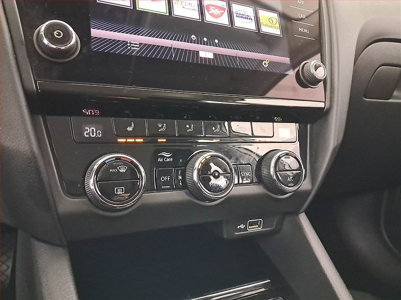 Škoda Octavia (2019) Style 2.0 TDI, Serv.kniha - fotka 16 z 18