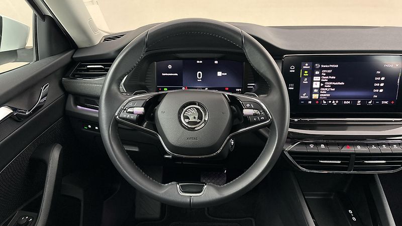 Škoda Octavia 2.0 TDI DSG Style - fotka 9 z 27