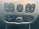 Dacia Sandero (2011) 1.6i, ČR, AC - náhled 13