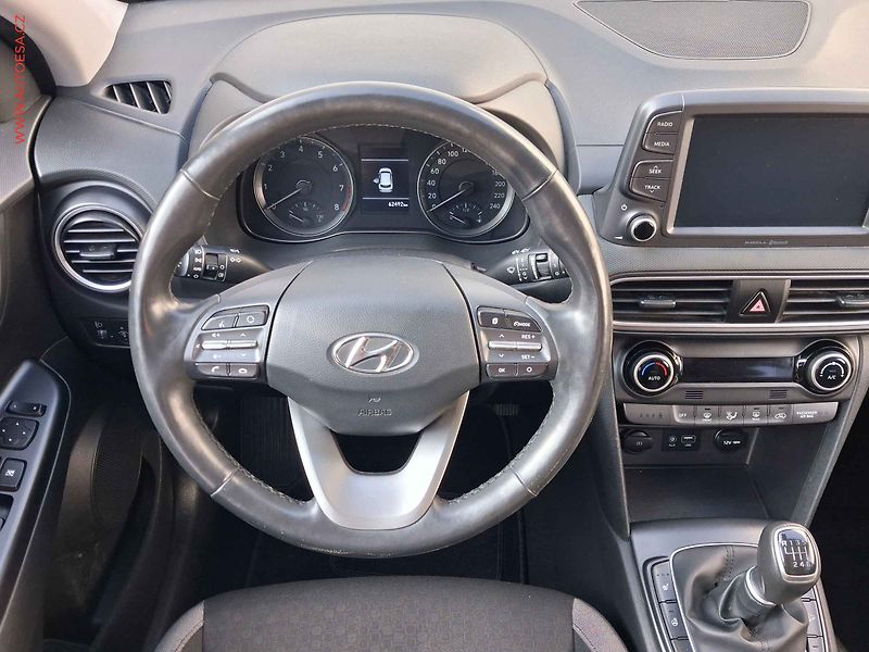 Hyundai Kona (2018) 1.0 T-GDi, AC, navi, park - fotka 11 z 19