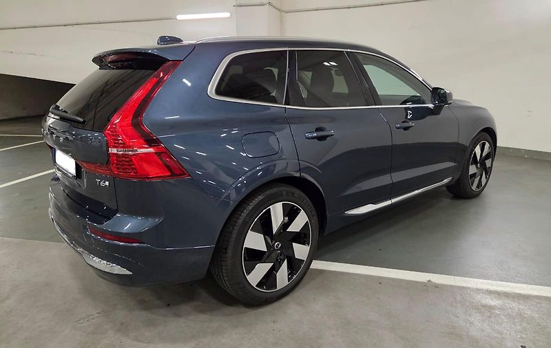 Volvo XC60 (2025) PLUS Bright T6, záruka 2030 - fotka 4 z 17