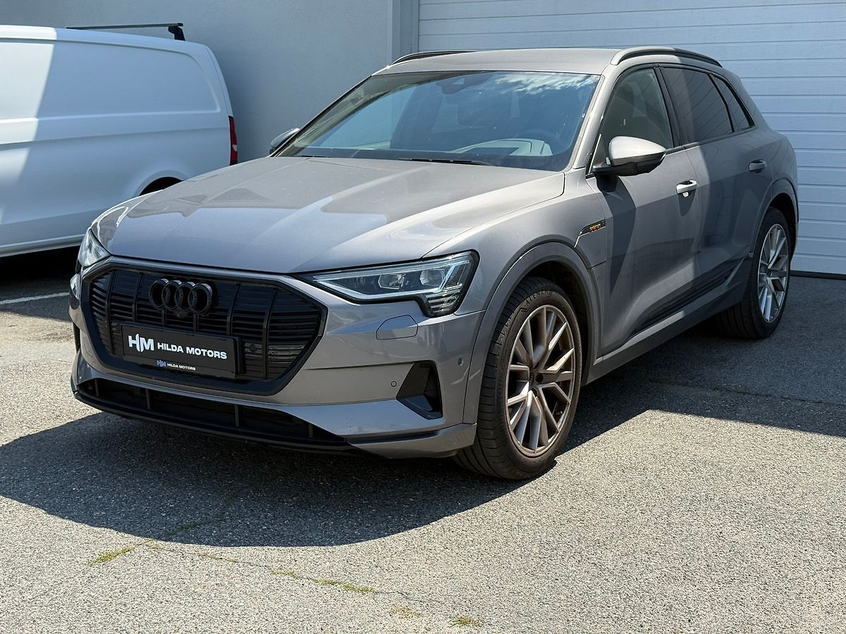 Audi e-tron 55 300kW NightV B&O HUD Tažné