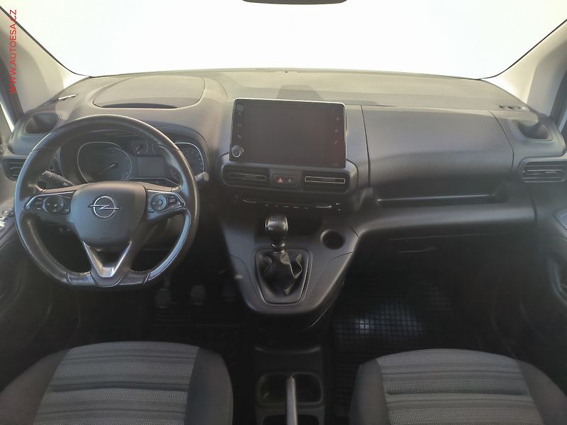 Opel Combo (2022) 1.5CDTi, 1.maj,ČR, Elegance - fotka 8 z 19
