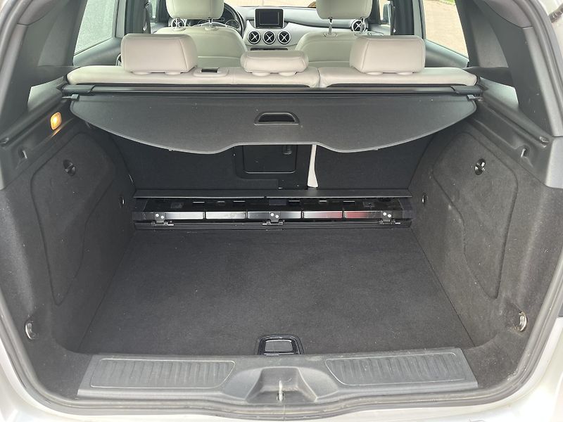 Mercedes-Benz Třídy B 180 CDi ČR - fotka 26 z 32