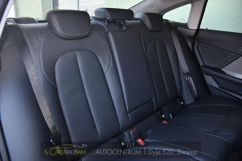 BMW Řada 2 218i ČR 1.MAJ PANO - fotka 19 z 54