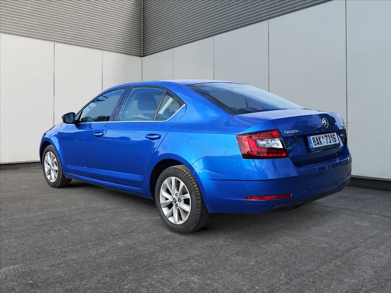 Škoda Octavia 2,0 TDI 110 Style - fotka 5 z 11