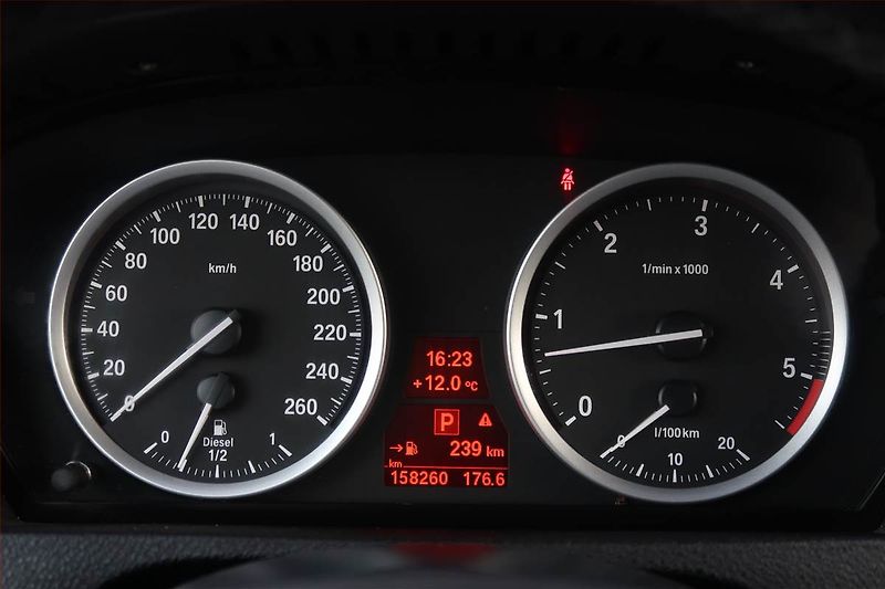 BMW X6 (2011) xDrive30d, 4X4, Automat, Kůže - fotka 11 z 20