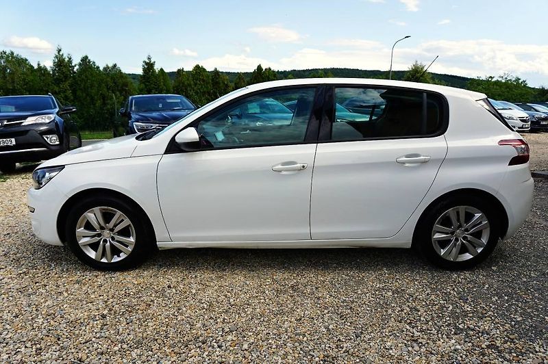 Peugeot 308 (2016) 308 ACTIVE 1,2 PT 81 kW - fotka 8 z 46