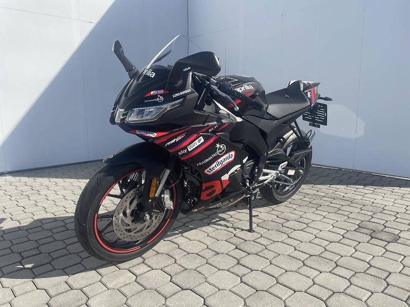 Aprilia (2026) RS 125 GP Replica EU5+ - fotka 5 z 12