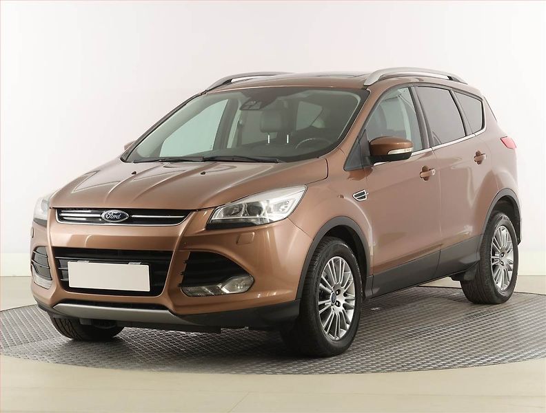Ford Kuga (2013) 2.0 TDCi, 4X4, Xenony - fotka 2 z 23