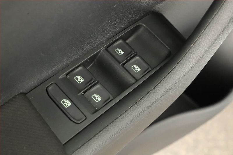 Škoda Fabia (2020) Style Plus 1.0 TSI, Serv.kniha - fotka 17 z 17