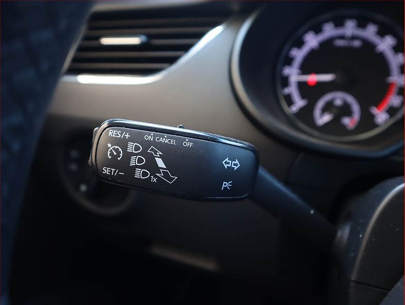 Škoda Octavia (2017) 1.6 TDI, Automat, Navi - fotka 16 z 23