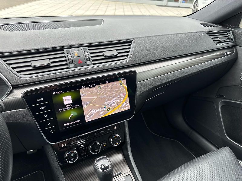 Škoda Superb 2.0TSi 206 kW SPORTLINE 4X4 DS - fotka 14 z 30