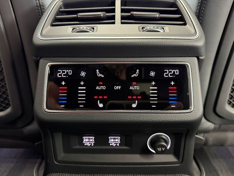Audi A7 50TDI QUATTRO S-LINE, PANORAMA - fotka 32 z 35