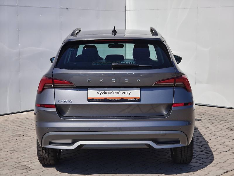 Škoda Kamiq Ambition 6MP 1,0TSI - fotka 21 z 22