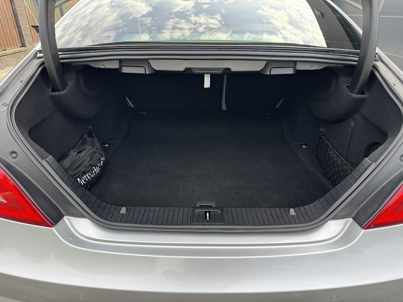 Mercedes-Benz CLS (2014) 350 CDI, 4Matic, AMG - fotka 52 z 64