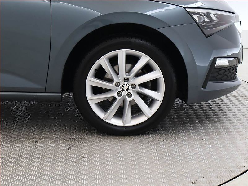 Škoda Scala (2019) Style 1.6 TDI, Serv.kniha - fotka 13 z 17