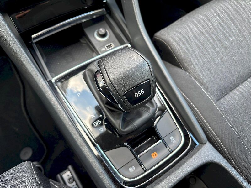 Škoda Karoq (2019) 1.5 TSI 110kW DSG Style - fotka 26 z 35
