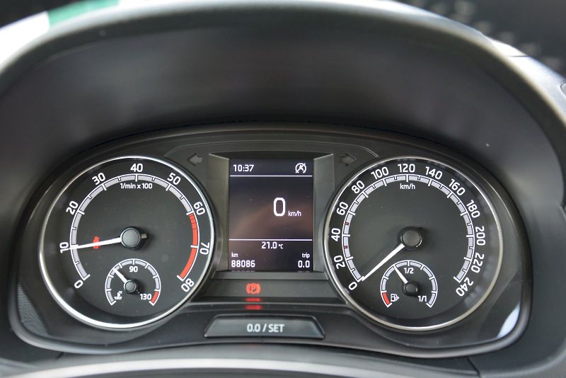 Škoda Fabia (2021) Combi 1.0 TSI 70 kW Ambition P - fotka 6 z 23
