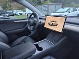 Tesla Model Y RWD 220kw TZ SOH 93,1 % - náhled 41