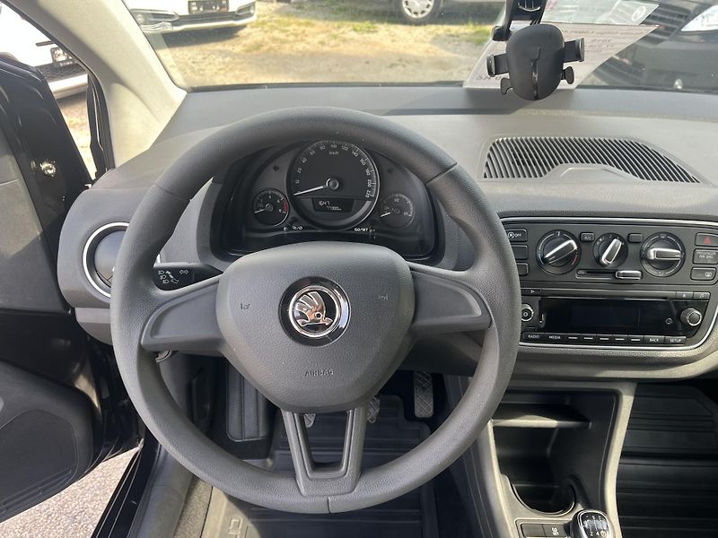 Škoda Citigo (2018) 1.0MPi 44kw 77000km!! - fotka 16 z 18