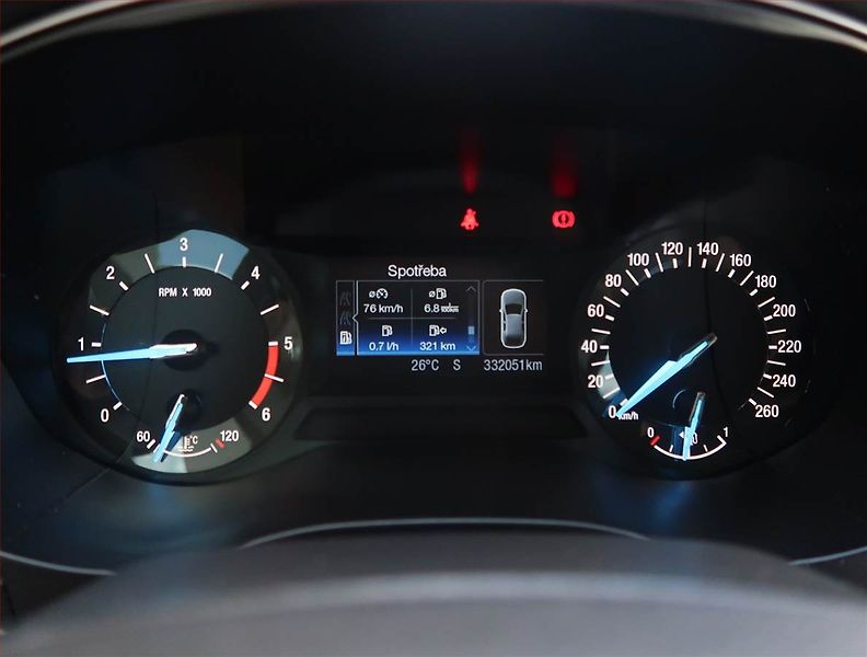 Ford Mondeo (2018) 2.0 TDCI, 4X4, Navi, Tempomat - fotka 11 z 20