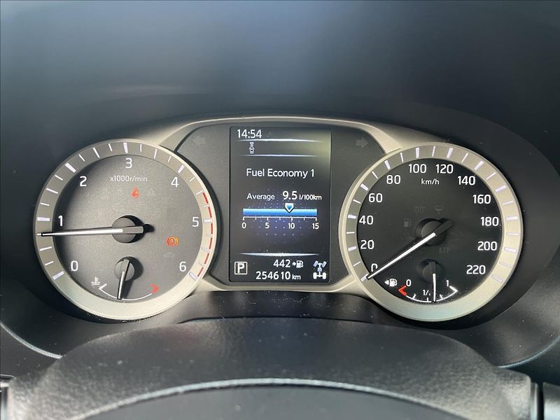 Nissan Navara 2,3 dCi  Tekna NP300 AT - fotka 14 z 39
