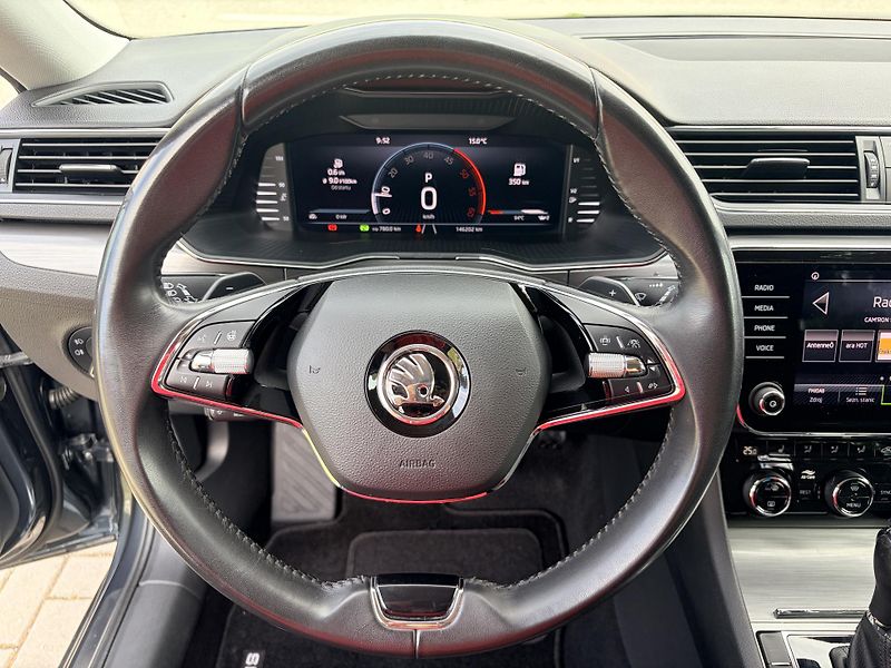 Škoda Superb 2.0TDI 147KW DSG MATRIX 4x4 - fotka 16 z 44