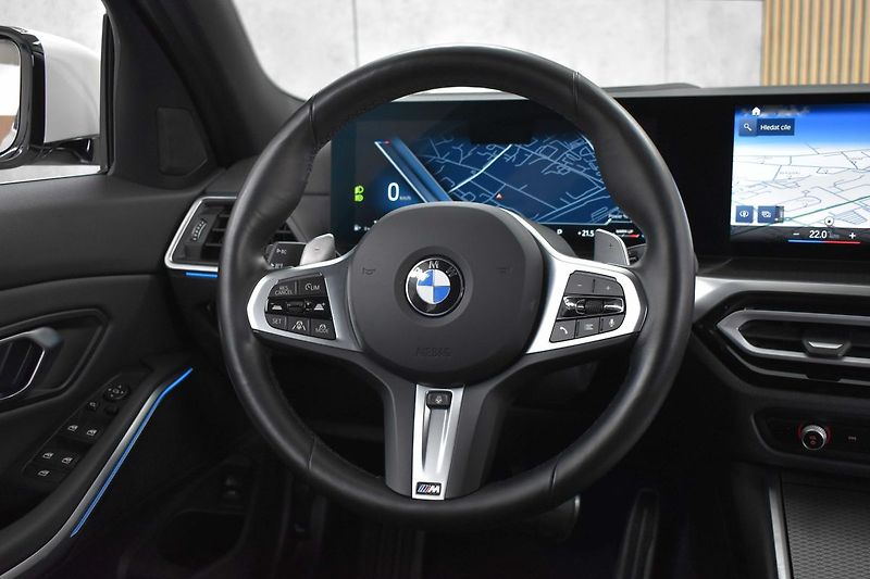 BMW Řada 3 320d xD ///M* REZERVACE - fotka 15 z 46