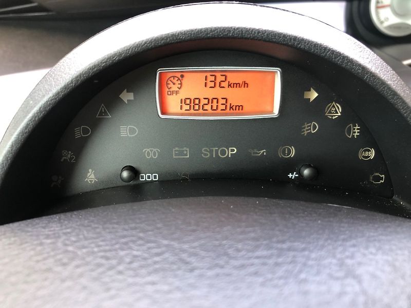 Peugeot 807 (2008) 2.0 HDi - fotka 18 z 24
