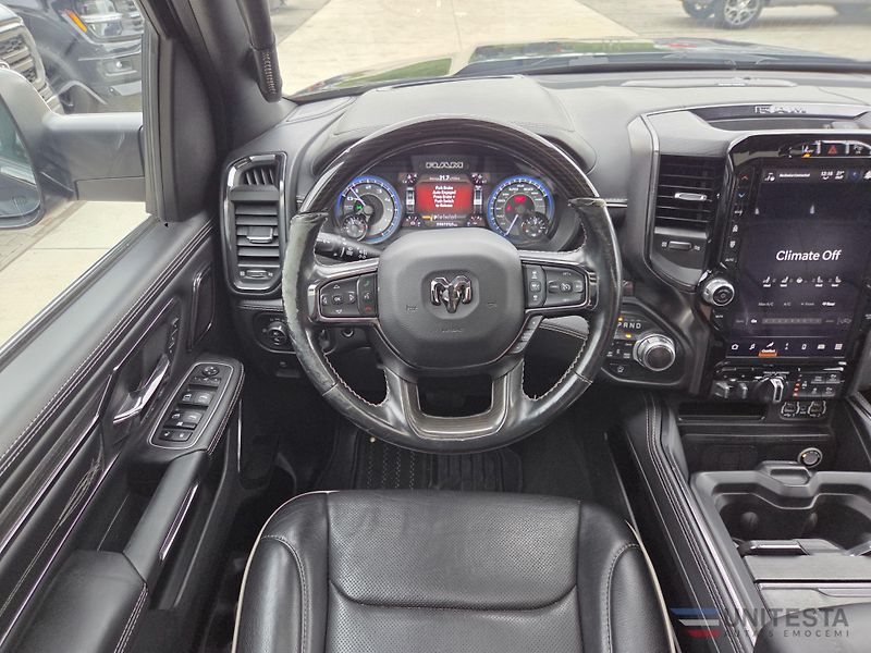 Dodge RAM (2022) RAM 1500 Limited V8 - fotka 10 z 14