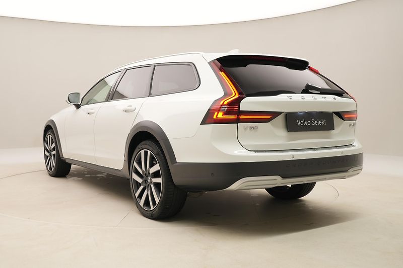 Volvo V90 CC B4 AWD MOMENTUM AUT - fotka 11 z 65