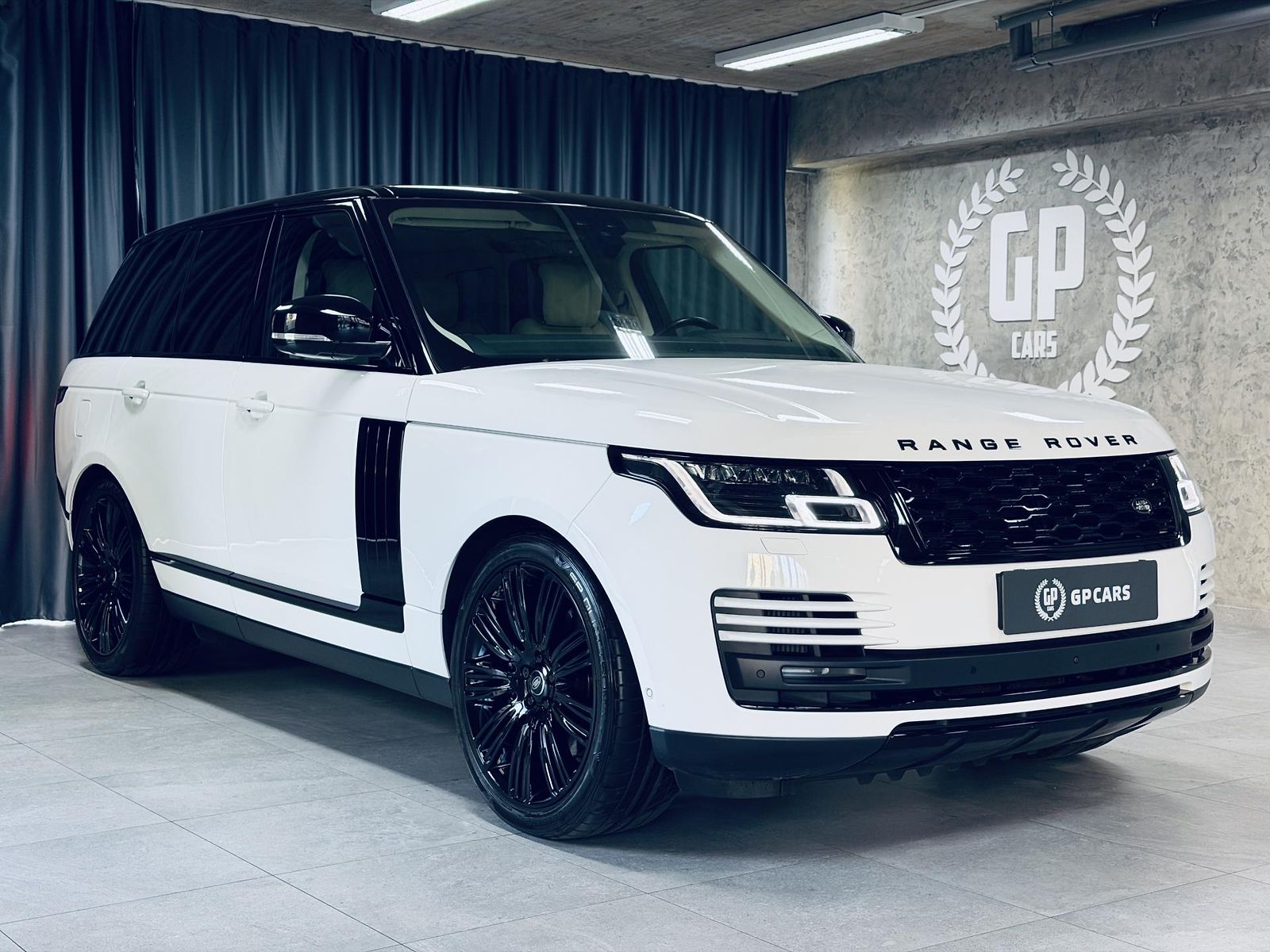 Land Rover Range Rover 4.4*V8*SD*VOGUE*TOP*CZ