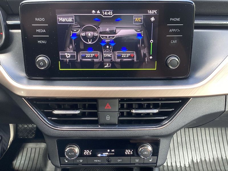 Škoda Kamiq (2020) 1.0 TSI DSG Style - fotka 12 z 31