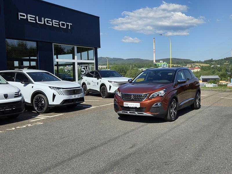 Peugeot 3008 (2017) 1.2 PT 130 ALLURE EAT6 - fotka 1 z 30