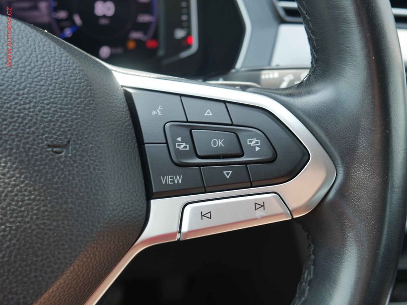 Volkswagen Passat (2019) 2.0TDi, DSG, LED, navi - fotka 15 z 17