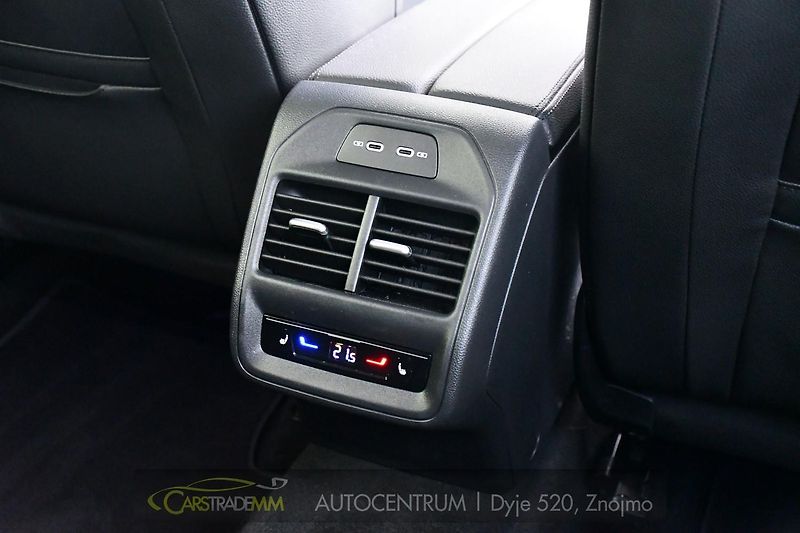 Škoda Superb 2.0TDi 142kW L&K 4x4 - fotka 48 z 61