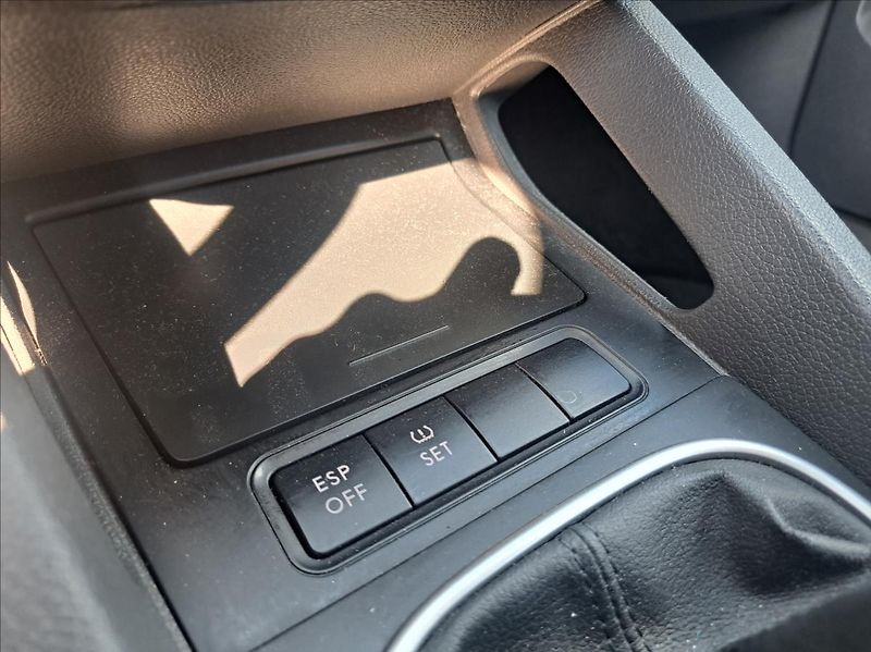 Volkswagen Golf 2,0   TDi 1MAJ*Tažné*Rozvody - fotka 21 z 34