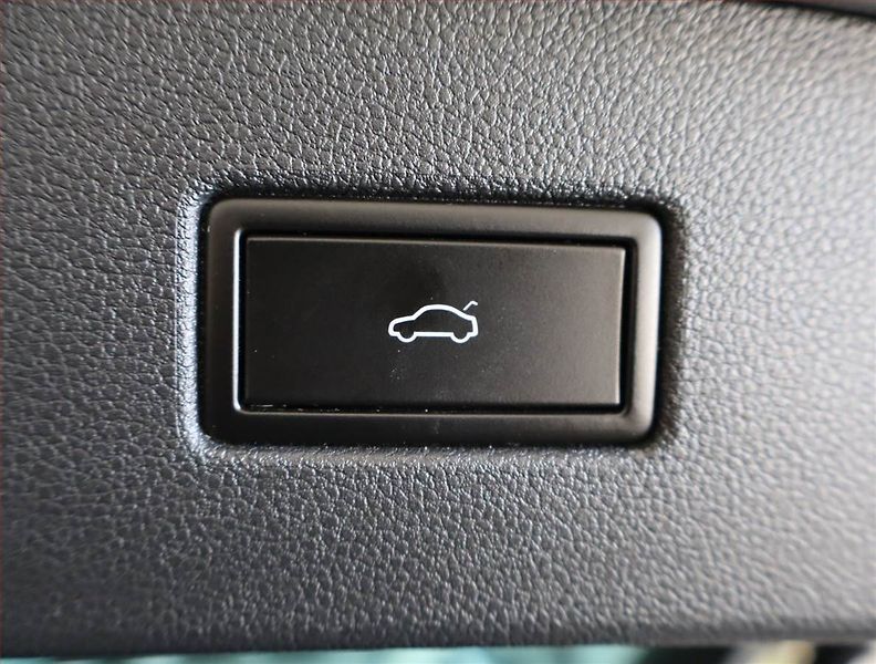 Volkswagen Tiguan (2020) Elegance 2.0 TSI - fotka 29 z 29