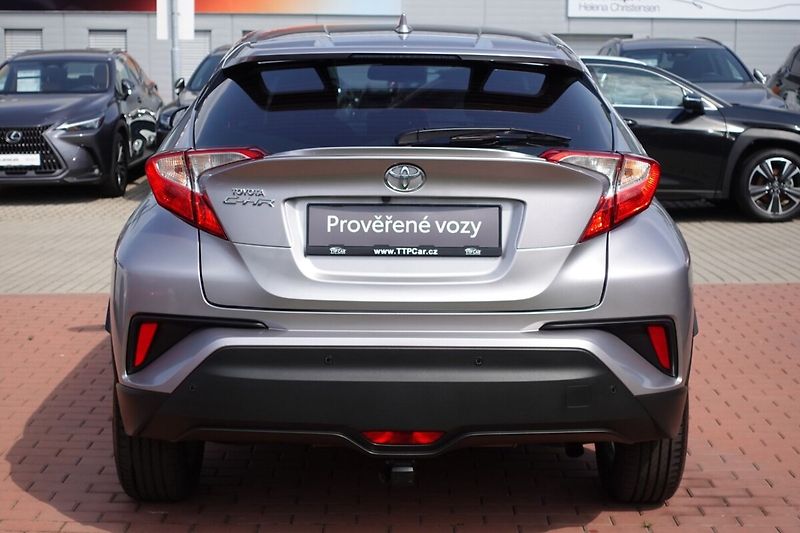 Toyota C-HR 1,2 T 6M/T Active Htd seats - fotka 5 z 32