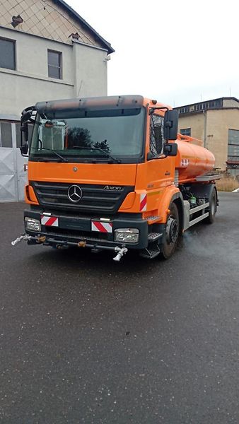 Mercedes-Benz Axor (2010) 1829 Kropička - fotka 2 z 16