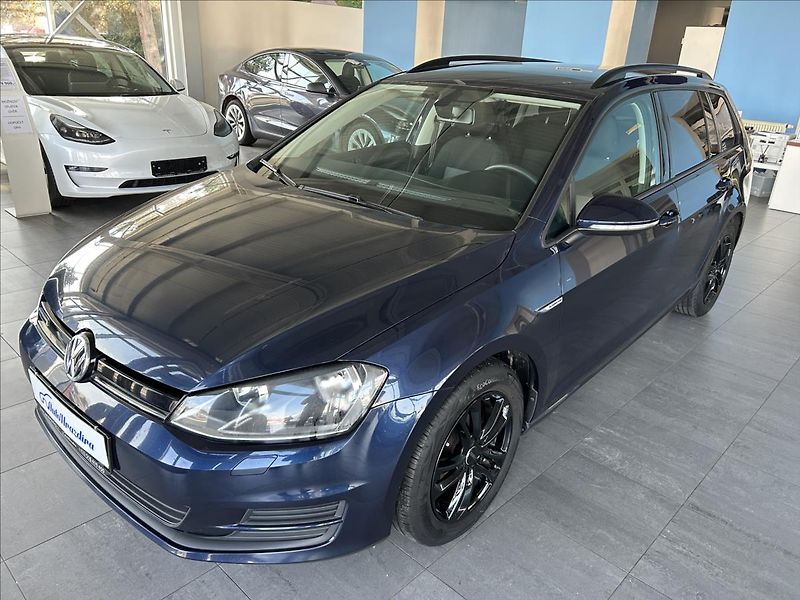 Volkswagen Golf 1,6   TDI 81kW,SERVISKA - fotka 3 z 22