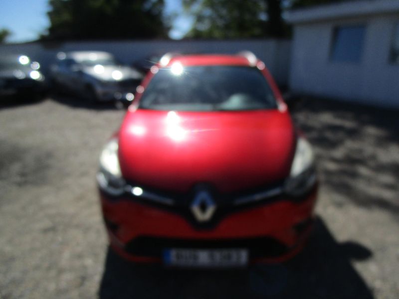 Renault Clio (2016) - fotka 2 z 20
