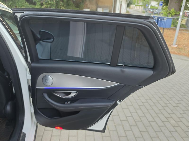 Mercedes-Benz Třídy E 2.2CDi 143kW AVANTGARDE*7-MÍST - fotka 40 z 54