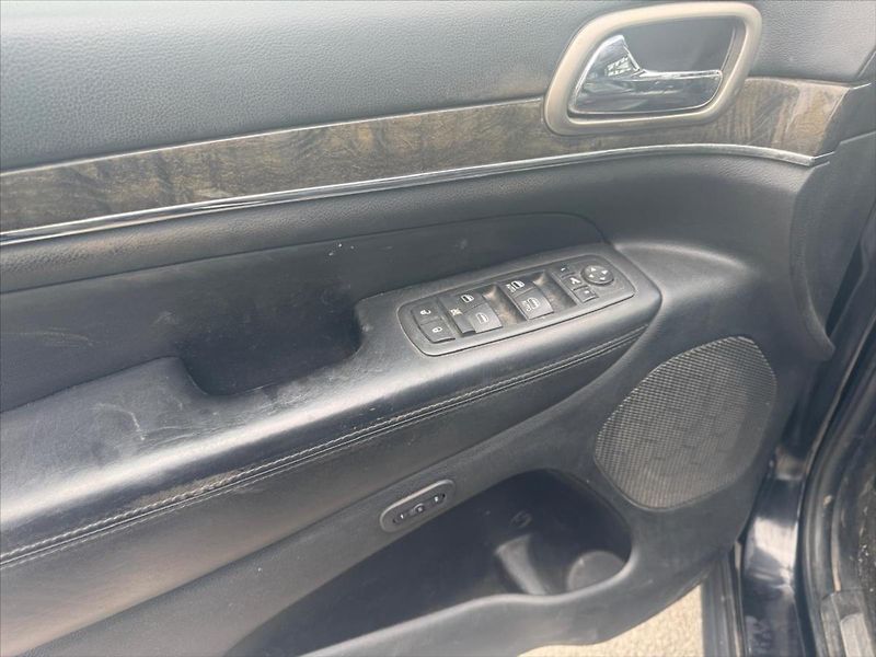 Jeep Grand Cherokee 3,0 CRD, Webasto - fotka 12 z 19