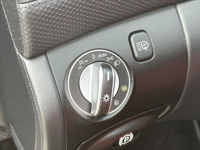 Mercedes-Benz SL 55 AMG 5.4 368kW - fotka 12 z 36