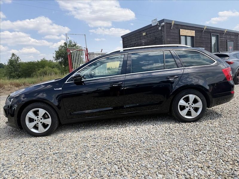 Škoda Octavia 2,0 STYLE EL.KUFR, VYHŘ.ČELNÍ - fotka 7 z 34