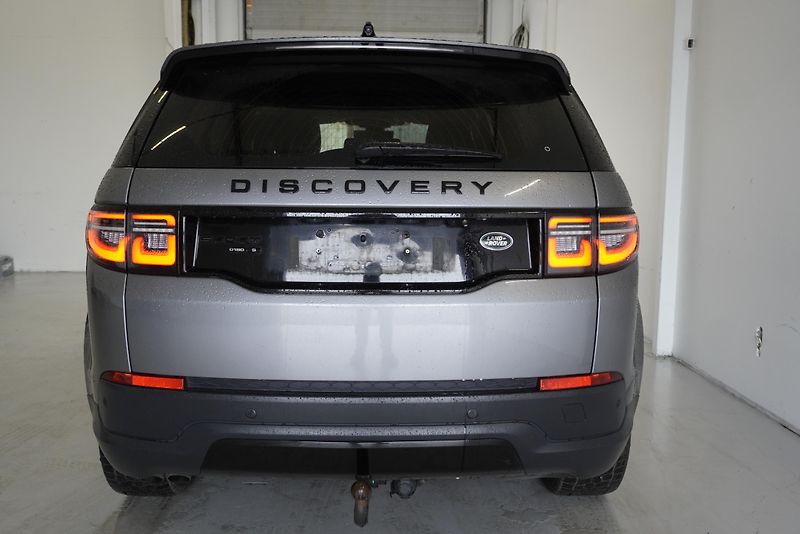 Land Rover Discovery Sport 2.0 D 134 kW 4x4 AUTOMAT  - fotka 9 z 31