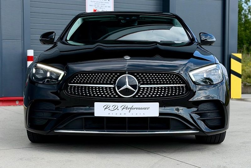 Mercedes-Benz Třídy E (2020) E 220d 4Matic AMG Line - fotka 11 z 112